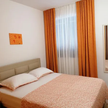 Totoadria Apartament *